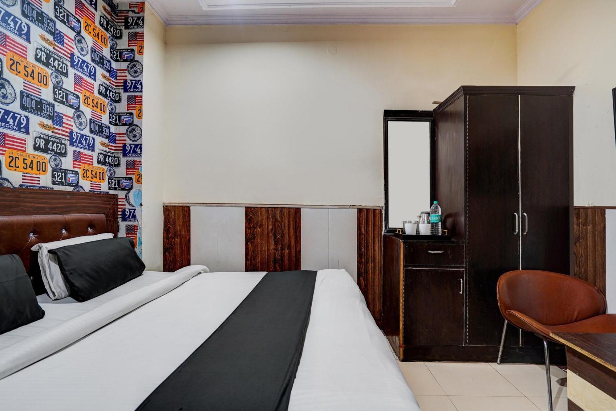 Super Hotel O Bg Hotel Faridabad Exterior foto